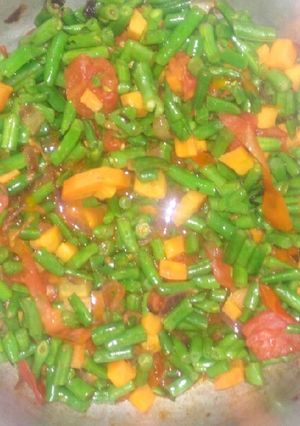 A picture of French beans veggies stew.