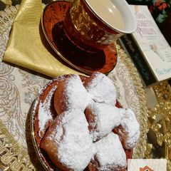 A picture of Beignet.