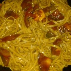 A picture of Lomain Noodles & Kamilata Tomatoes.