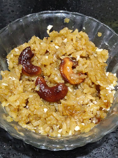 A picture of Poha Halwa.
