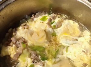 Foto resep Mandu-guk (Dumpling Soup) ala Reply 1988