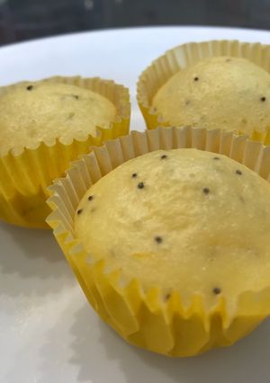 Una foto de Muffins de limón y amapola
