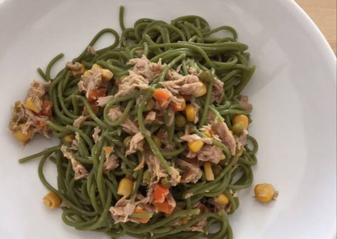 Spinach pasta with tuna...really yummy!!