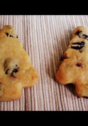 Vajas-áfonyás karcsonyi linzer recept fotója