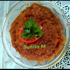 A picture of Jalapeno salsa sauce.