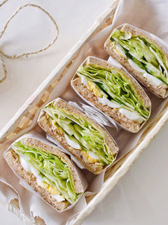 Una foto de Sándwich 🥪 de Atún y Huevo
