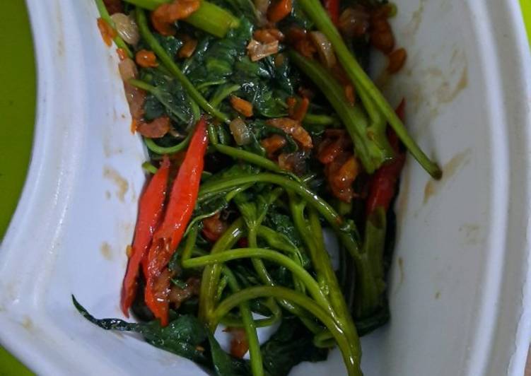 Tumis Kangkung Ebi