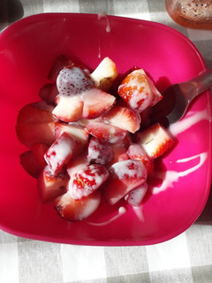 Una foto de Cocina favorita - Frutillas con leche condensada