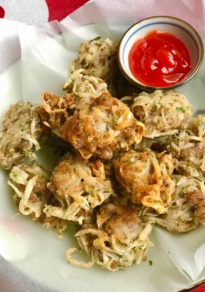Hình của món Thịt viên khoai môn.