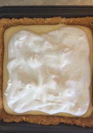 A picture of Lemon “meringue”tart.