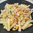 Casarecce con jamón y caqui