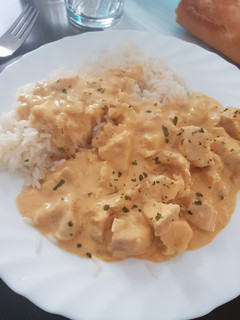 Una foto de Pollo al curry