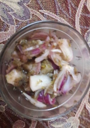 A picture of Chutney Pyaz.