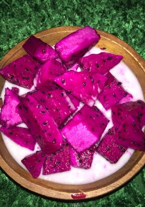 Foto resep YOGNA (yogurt buah naga) Ala Anak Kost