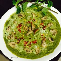 A picture of Creamy Spinach-Mushrooms & Corn Soup 🍲.