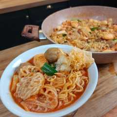 Seblak ramyeon রেসিপির প্রধান ছবি