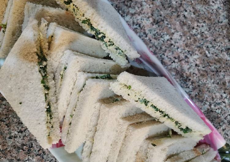 سندويشات دجاج مايونيز