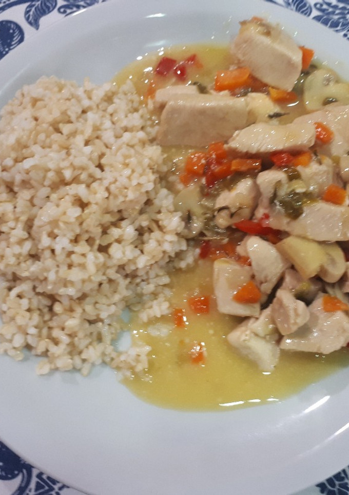 Una foto de Pollo Yo al estragón