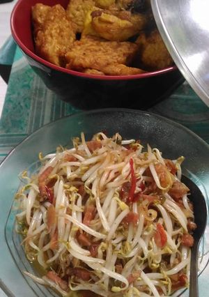 Foto resep Oseng tengiri asin campur kecambah