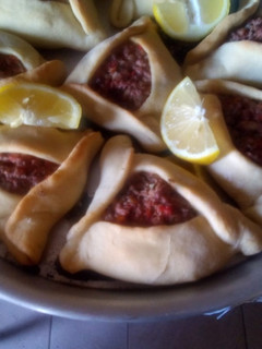 Una foto de Empanadas Árabes, Ricas y Caseras.!