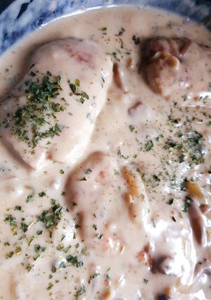 Une photo de Paupiettes de poulet à la crème et aux champignons