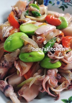 Foto resep Oseng cumi Pete pedas