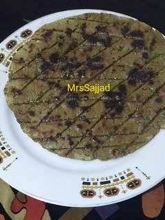 A picture of Masala Bajra Roti.