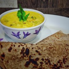A picture of Quick & Easy Aloo-Peas Kurma.