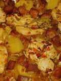 Pollo y magro de cerdo en elaboración de moruno rojo