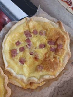 Une photo de Mini quiche Lorraine
