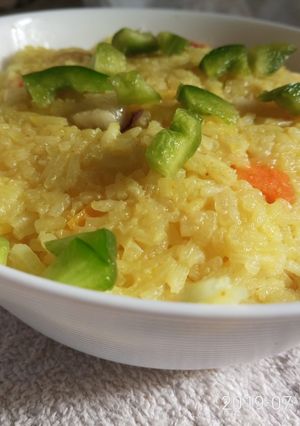 A picture of Tropical coconut pineapple rice #4weekschallange.