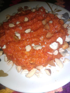 A picture of Dry fruit gajar ka halwa.