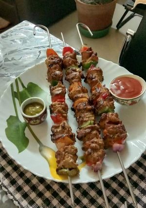 শাহী চিকেন টিক্কা (Shahi chicken tikka recipe in Bengali) রেসিপির প্রধান ছবি