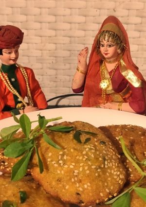 बाजरी मेथी मकाईना ढे बरा (bajari methi makai thebra recipe in marathi) रेसिपी चे मुख्य फोटो