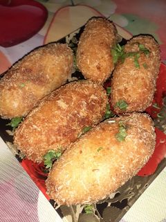 A picture of Chicken bread batatay.