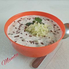 A picture of Bottle gourd Rayta (using oats and flax seeds).