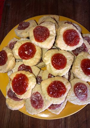 Una foto de Pepas de membrillo con forma de corazón😋❤️
