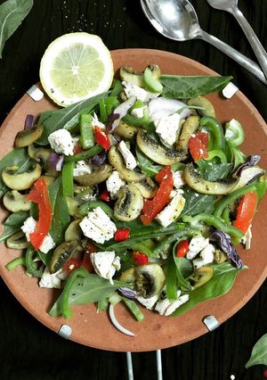 A picture of Chicken & Veg. Salad.