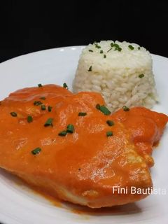 Una foto de Pechuga de pavo en salsa de pimiento