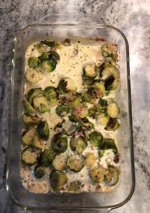 A picture of Creamy brussel sprouts with bacon.