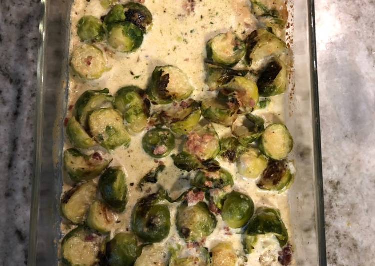 Creamy brussel sprouts with bacon