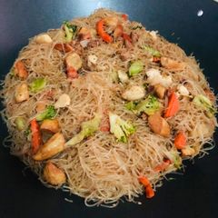 A picture of Holiday Rice Noodle Stir Fry | Pancit Bihon | Filipino Pansit Special.
