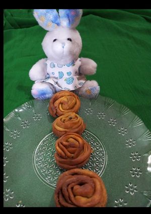 A picture of Rose shaped Nimki.