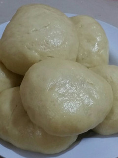 Foto resep Bakpao kukus empuk ekonomis sederhana (isi kacang hijau)