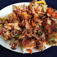 A picture of Chicken Pizza.