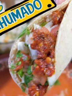 Una foto de Tacos de atún o marlin ahumado