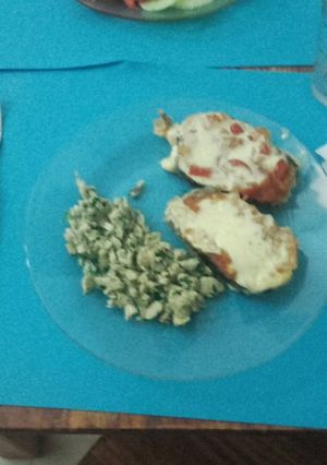 Una foto de Milanesas de Berenjenas al horno con queso y huevos revueltos