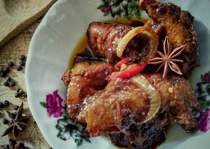 Bagaimana Membuat Ayam masak kicap yang Lezat Sekali