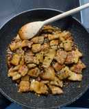 Thịt ba chỉ rang mặn ngọt