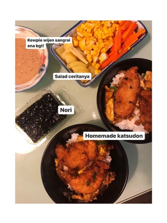Cara Gampang Membuat Resep  Chiken katsudon simple &amp; salad yang Sempurna, Sempurna
